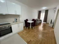 Rent, one bedroom apartment, 40m², Budva, Crna Gora - image 8