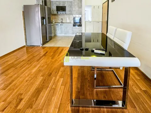 Izdavanje, dvosoban stan, 70m², Bečići, Budva - image 3