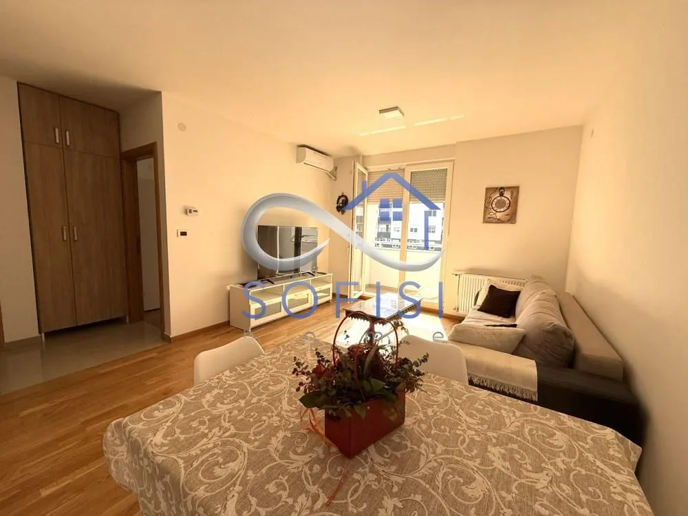 Izdavanje, jednosoban stan, 41m², Sajam, Novi Sad Sve Podlokacije