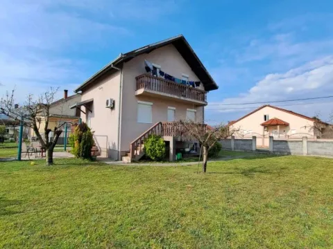 Rent, house, 220m², Donja Gorica, Podgorica - image 19