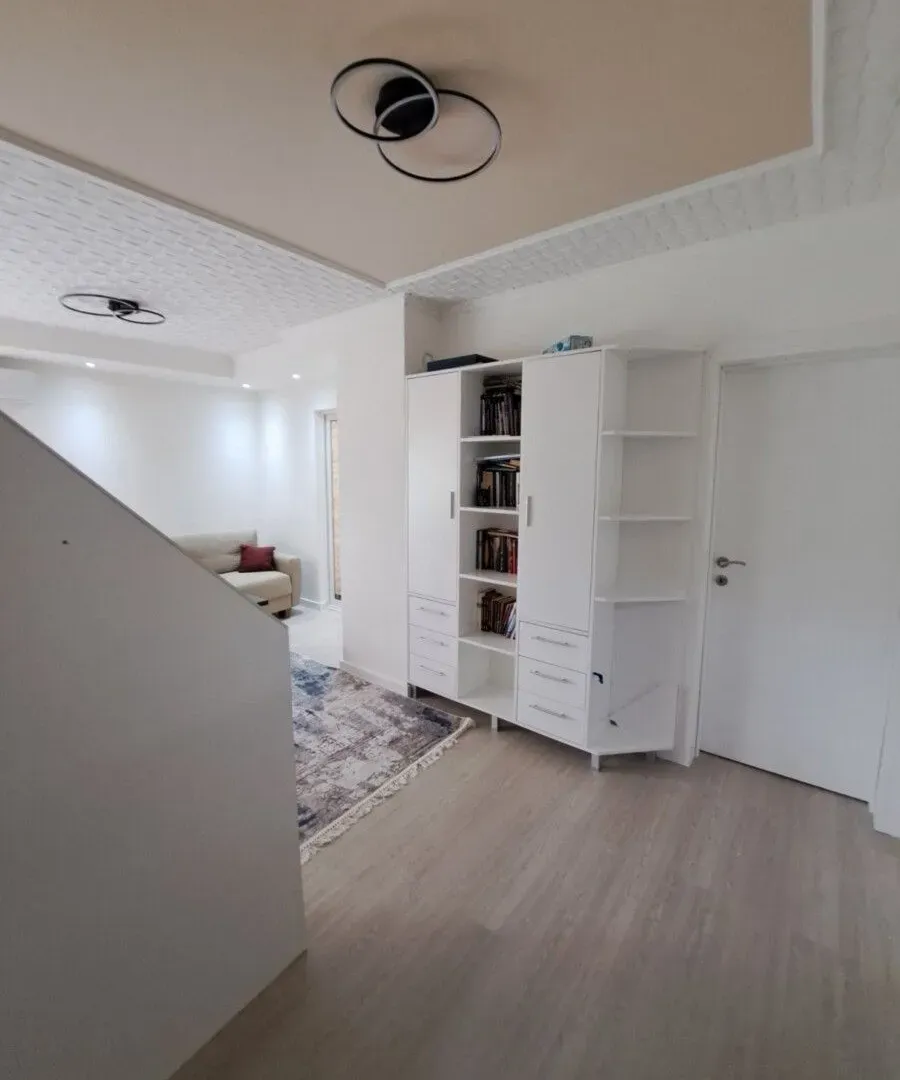 Prodaja, jednosoban stan, 55m², Centar, Bar