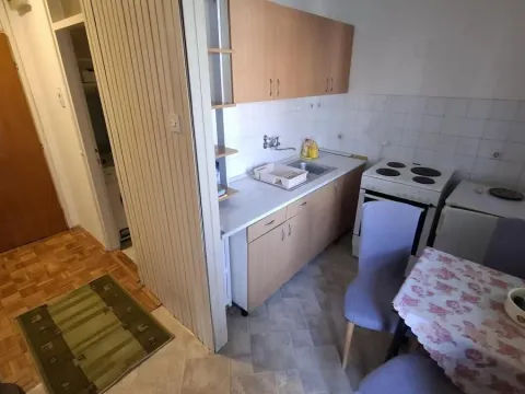 Izdavanje, jednosoban stan, 33m², Novo naselje, Novi Sad - image 6