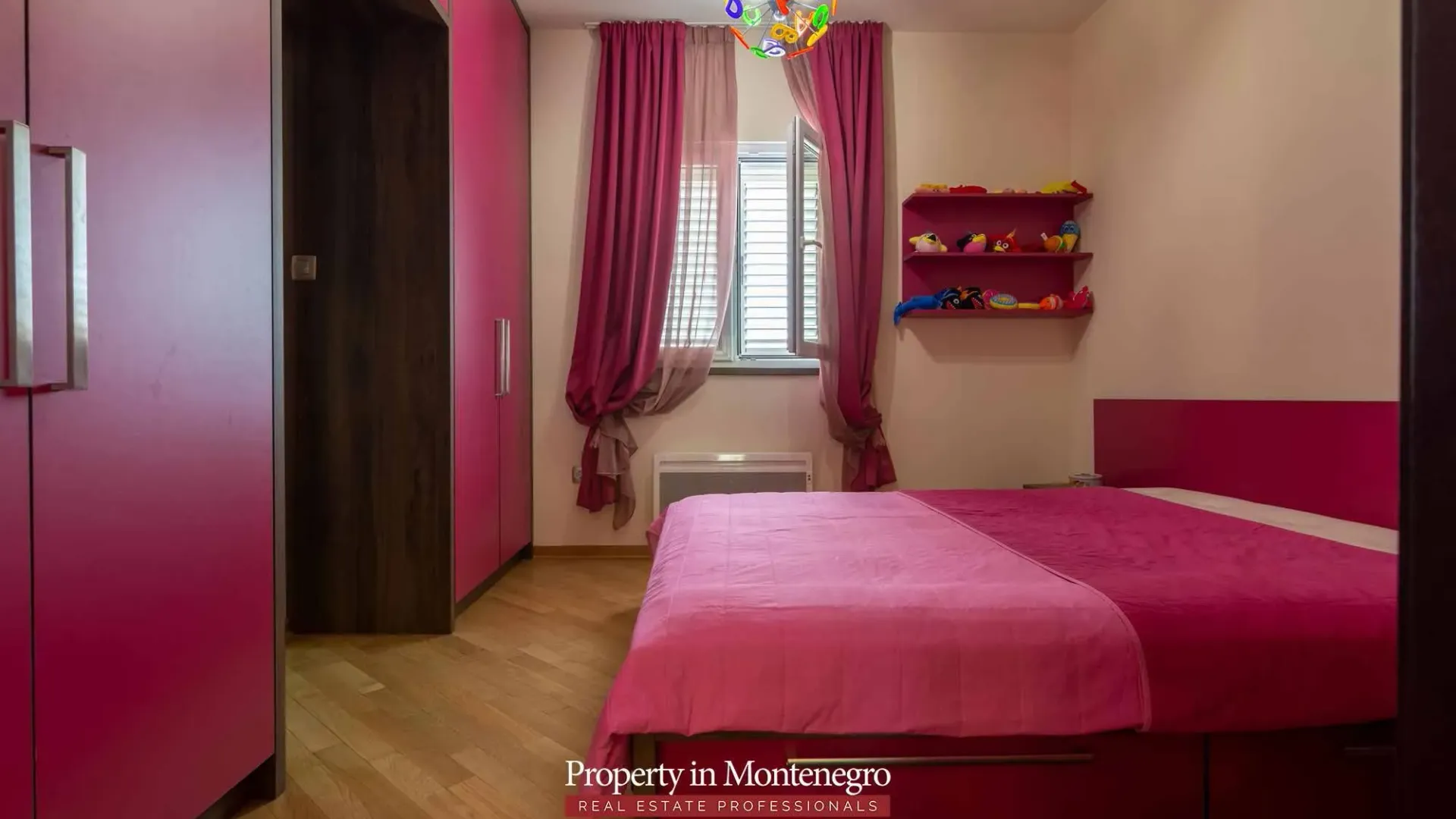 Prodaja, kuća, 267m², Mrčevac, Tivat