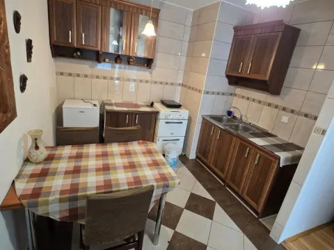 Prodaja, dvosoban stan, 60m², Blok 5, Podgorica - image 2