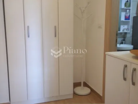 Izdavanje, stan, 27m², Stari Aerodrom, Podgorica - image 11