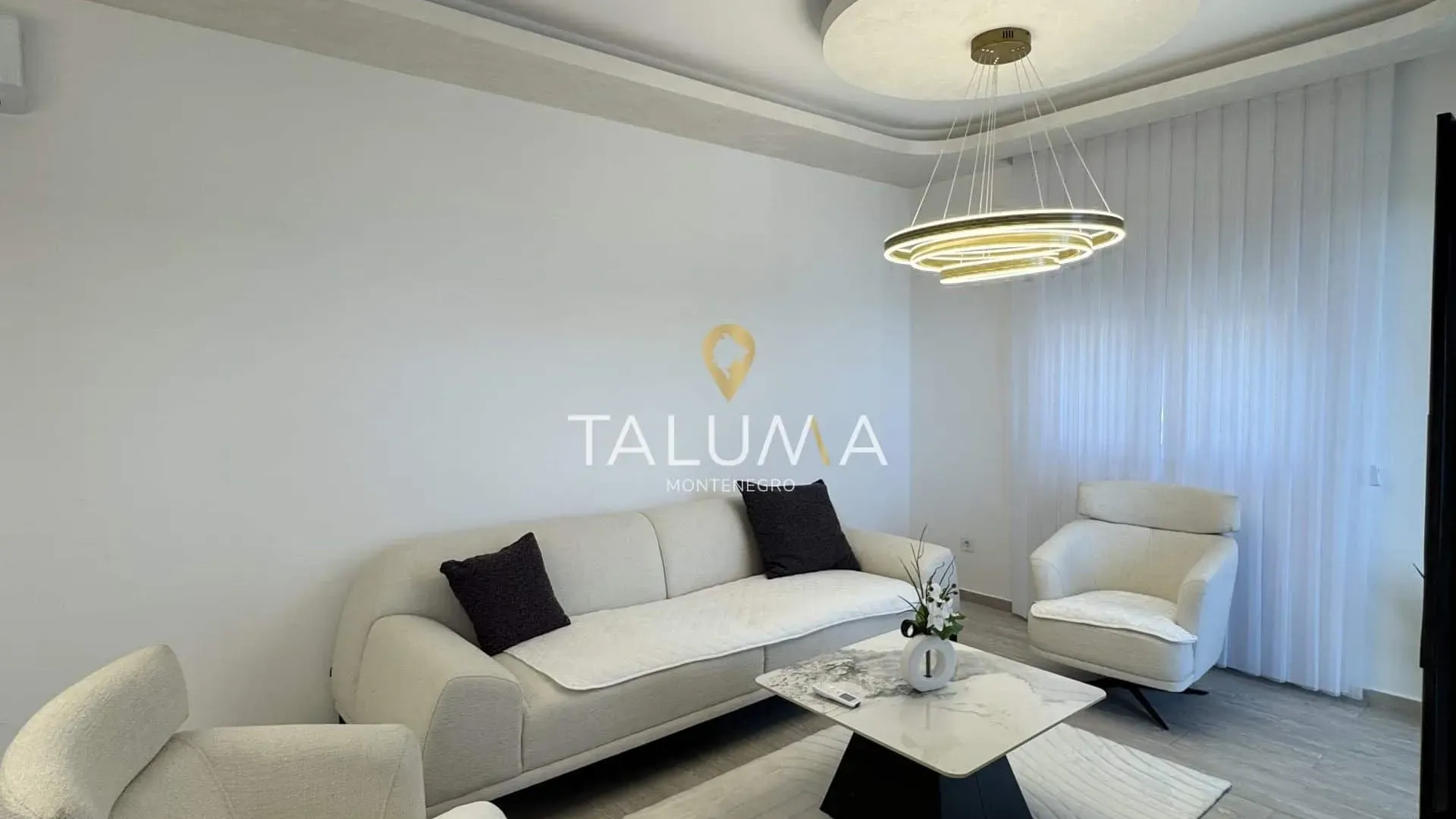 Prodaja, dvosoban stan, 74m², Bečići, Budva