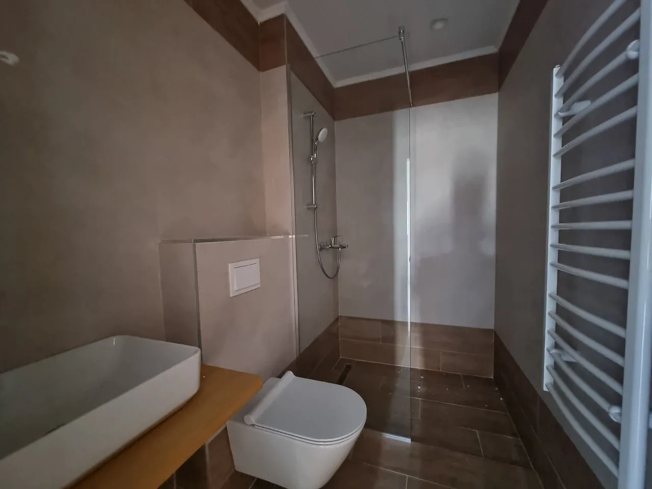 Prodaja, dvosoban stan, 101m², Kavač, Kotor