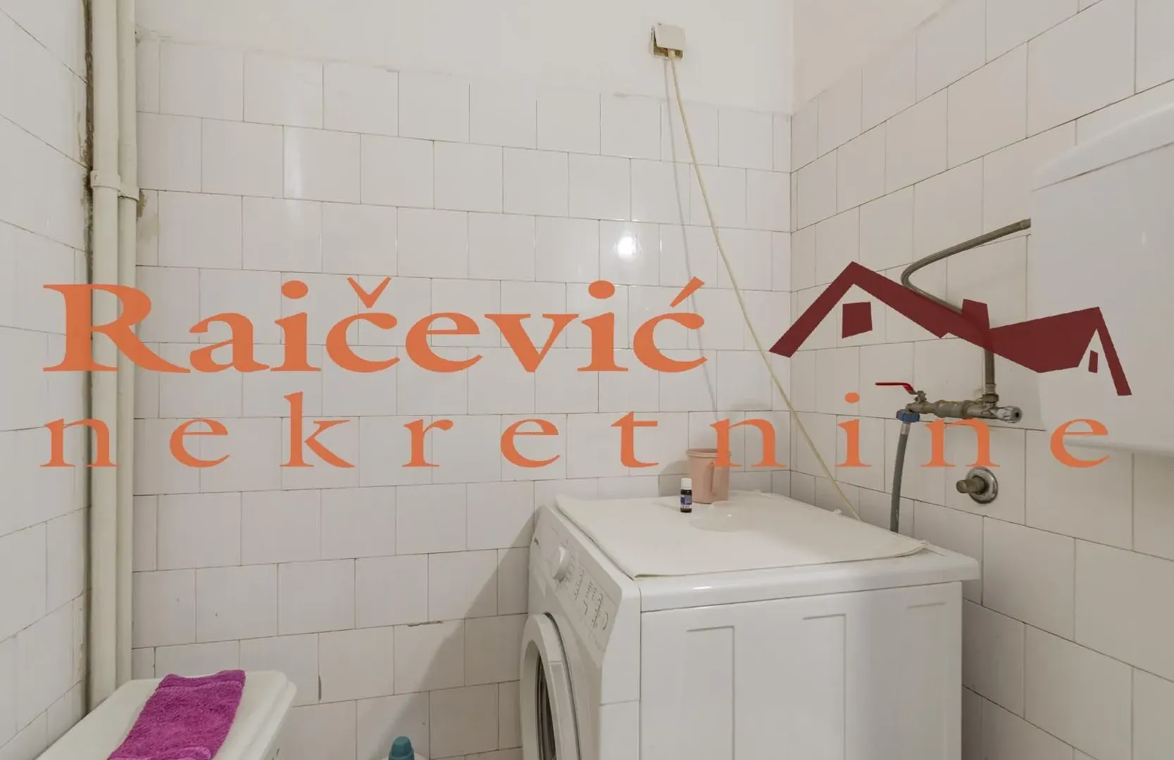 Prodaja, trosoban stan, 81m², Zvezdara Sve Podlokacije, Beograd