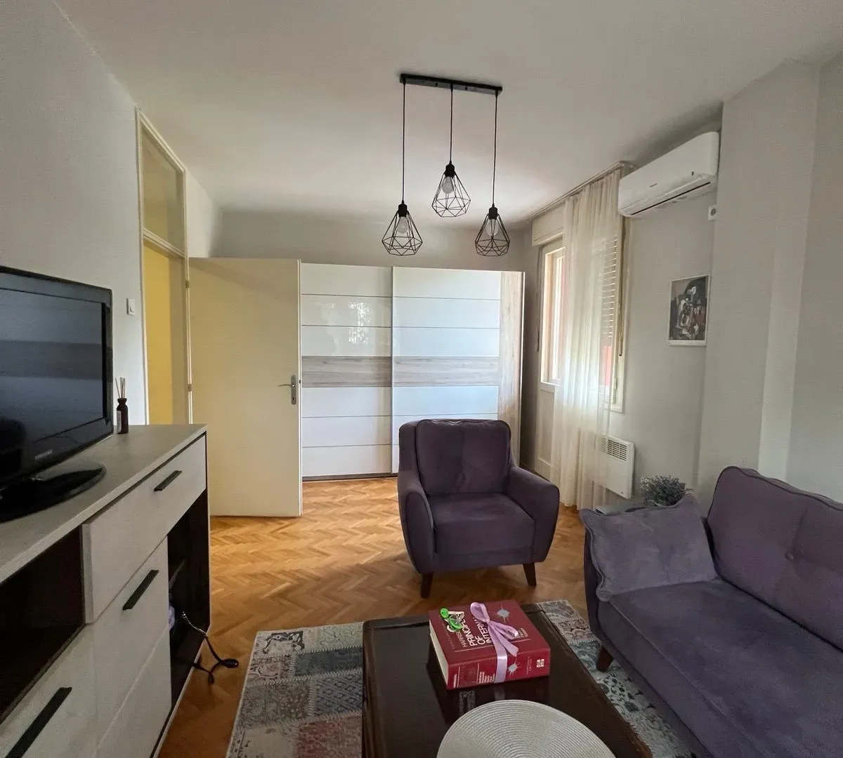 Izdavanje, jednosoban stan, 47m², Preko Morače, Podgorica