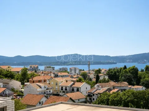 Prodaja, stan, 72m², Tivat, Crna Gora - image 4