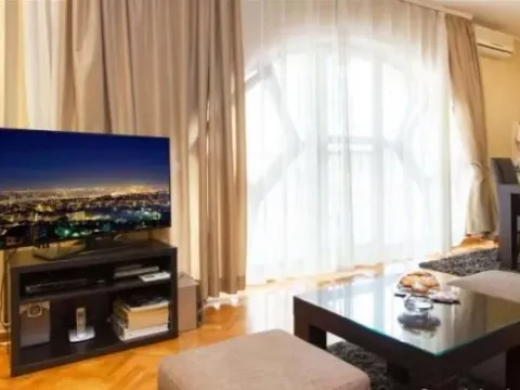 Izdavanje, dvosoban stan, 44m², Stari Grad, Beograd - image 3