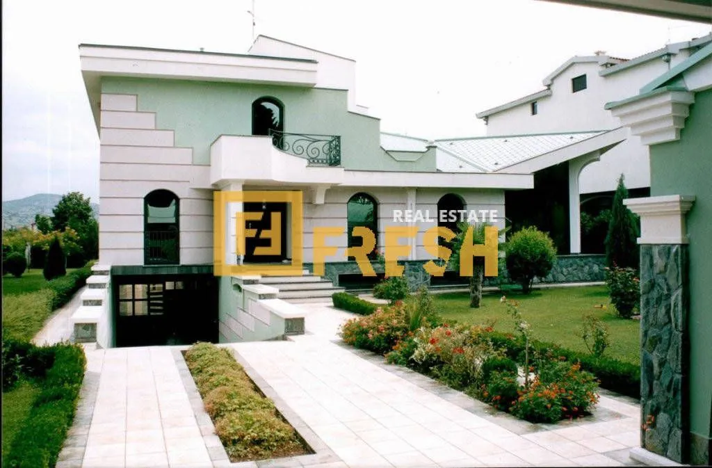 Prodaja, kuća, 800m², Zagorič, Podgorica