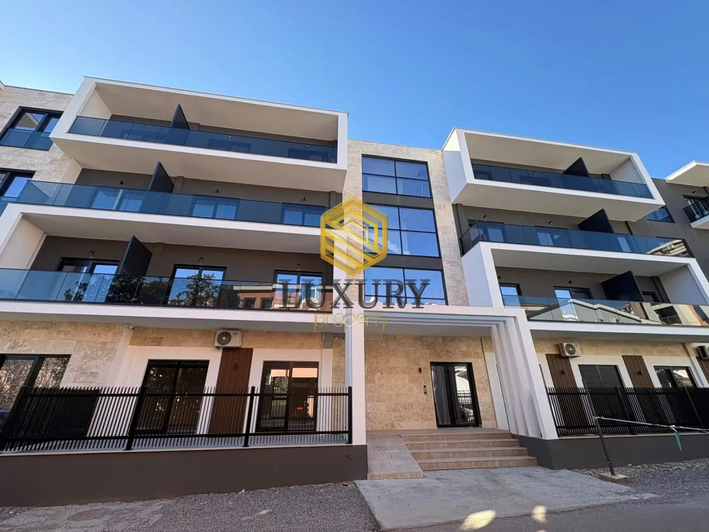 Sale, office space, 80m², Preko Morače, Podgorica