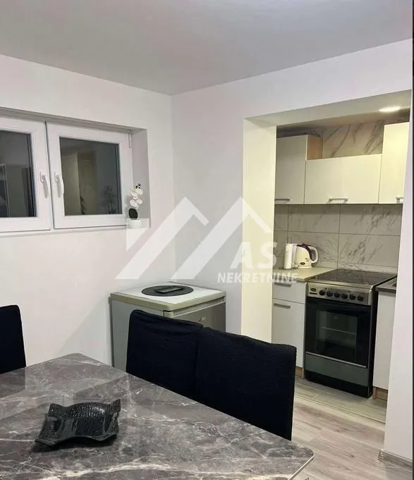 Izdavanje, kuća, 60m², Trandžament, Petrovaradin