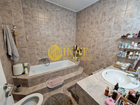 Sale, office space, 812m², Vidikovački venac, Rakovica - image 2