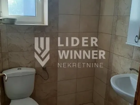 Prodaja, kuća, 175m², Sremčica, Beograd - image 14