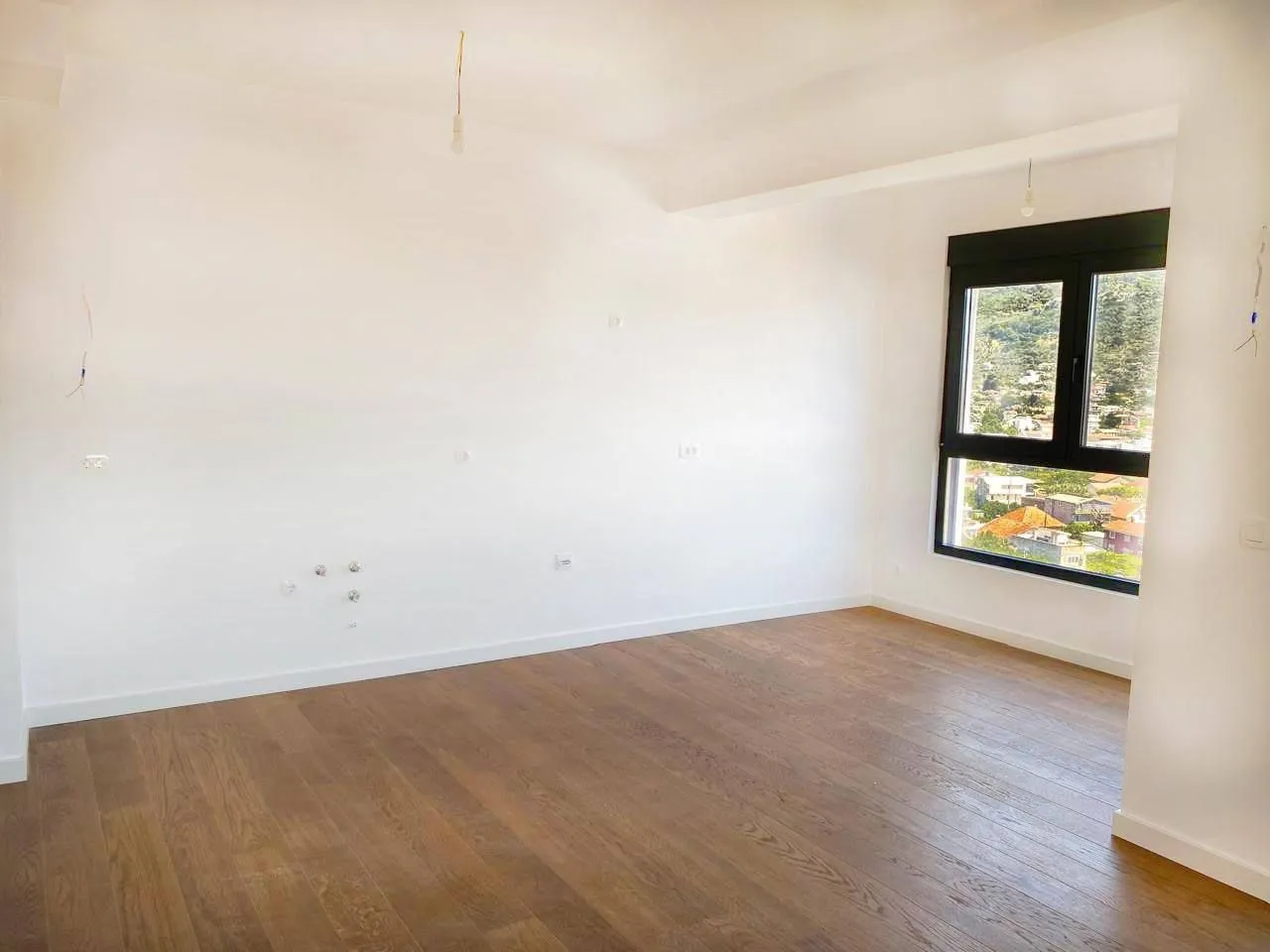 Sale, two bedroom apartment, 73m², Centar, Bar