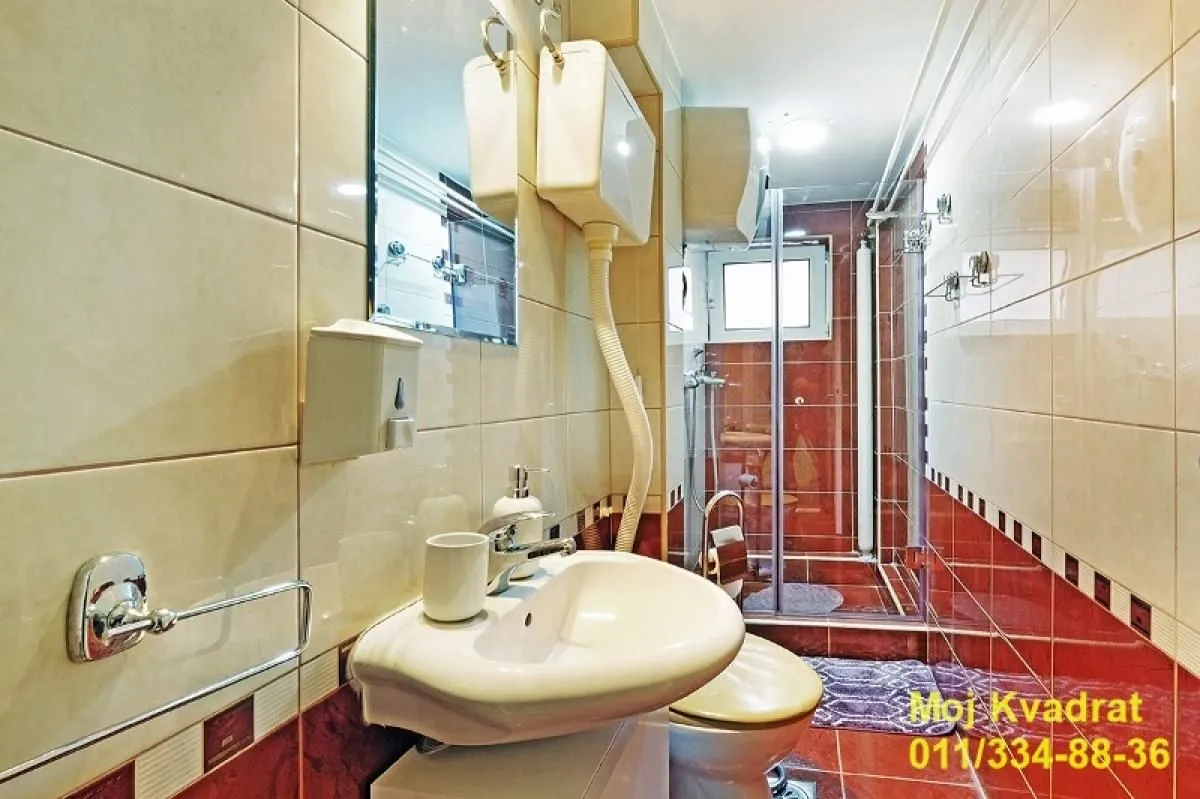 Prodaja, dvosoban stan, 50m², Vračar Sve Podlokacije, Beograd