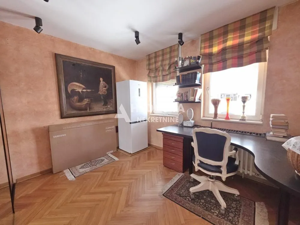 Prodaja, četvorosoban stan, 201m², Novi Beograd Sve Podlokacije, Beograd