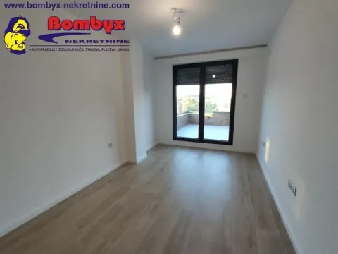 Prodaja, kuća, 181m², Sremska Kamenica, Petrovaradin - image 21