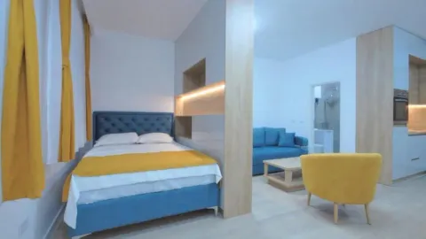 Rent, studio apartment, 35m², Bečići, Budva - image 6