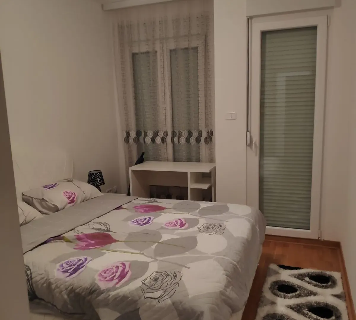 Izdavanje, jednosoban stan, 45m², City Kvart, Podgorica