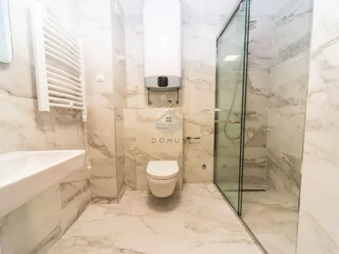 Izdavanje, dvosoban stan, 80m², Podgorica, Crna Gora - image 12