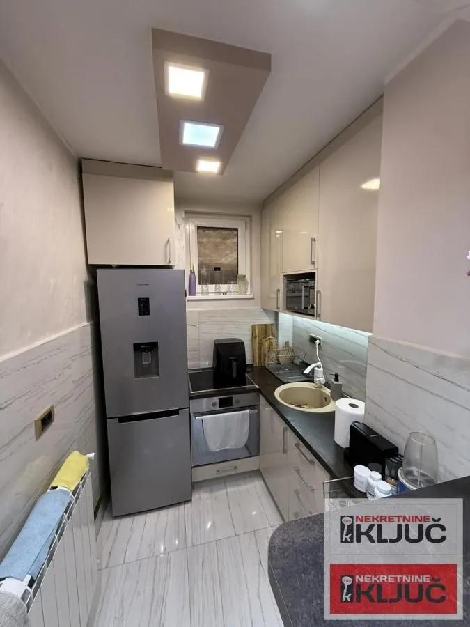 Prodaja, jednosoban stan, 42m², Kej, Novi Sad Sve Podlokacije
