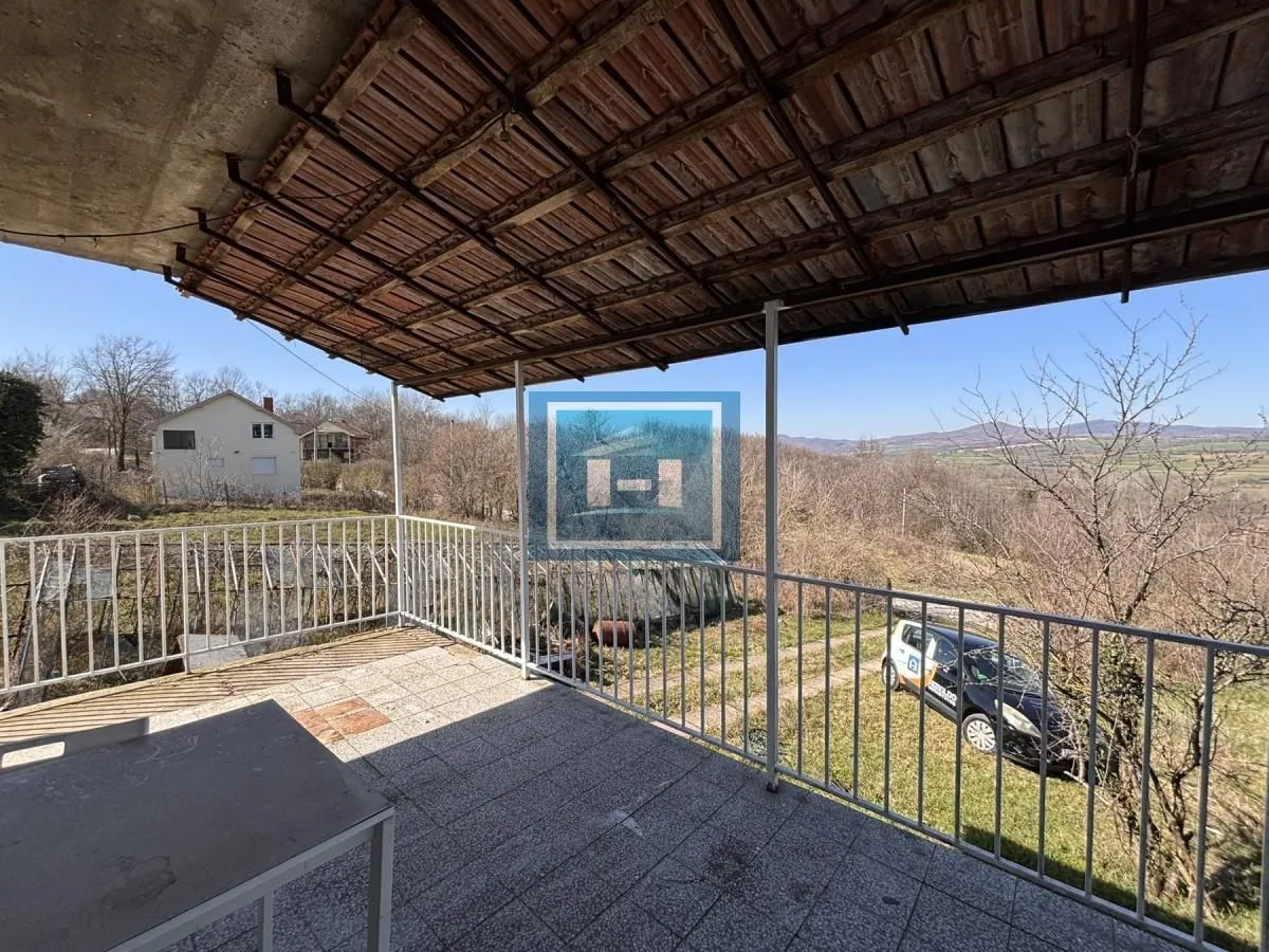 Prodaja, kuća, 360m², Šantarovac, Jagodina