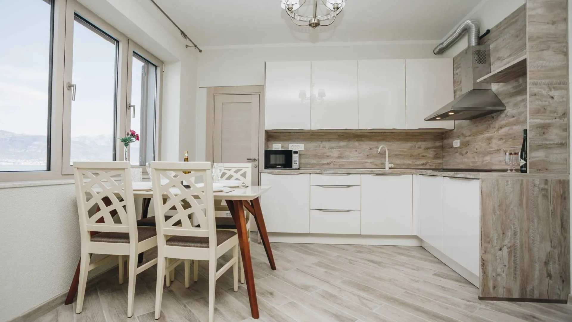 Prodaja, kuća, 314m², Krašići, Tivat