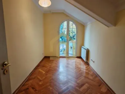 Rent, office space, 100m², Hala Pionir, Palilula Sve Podlokacije - image 8