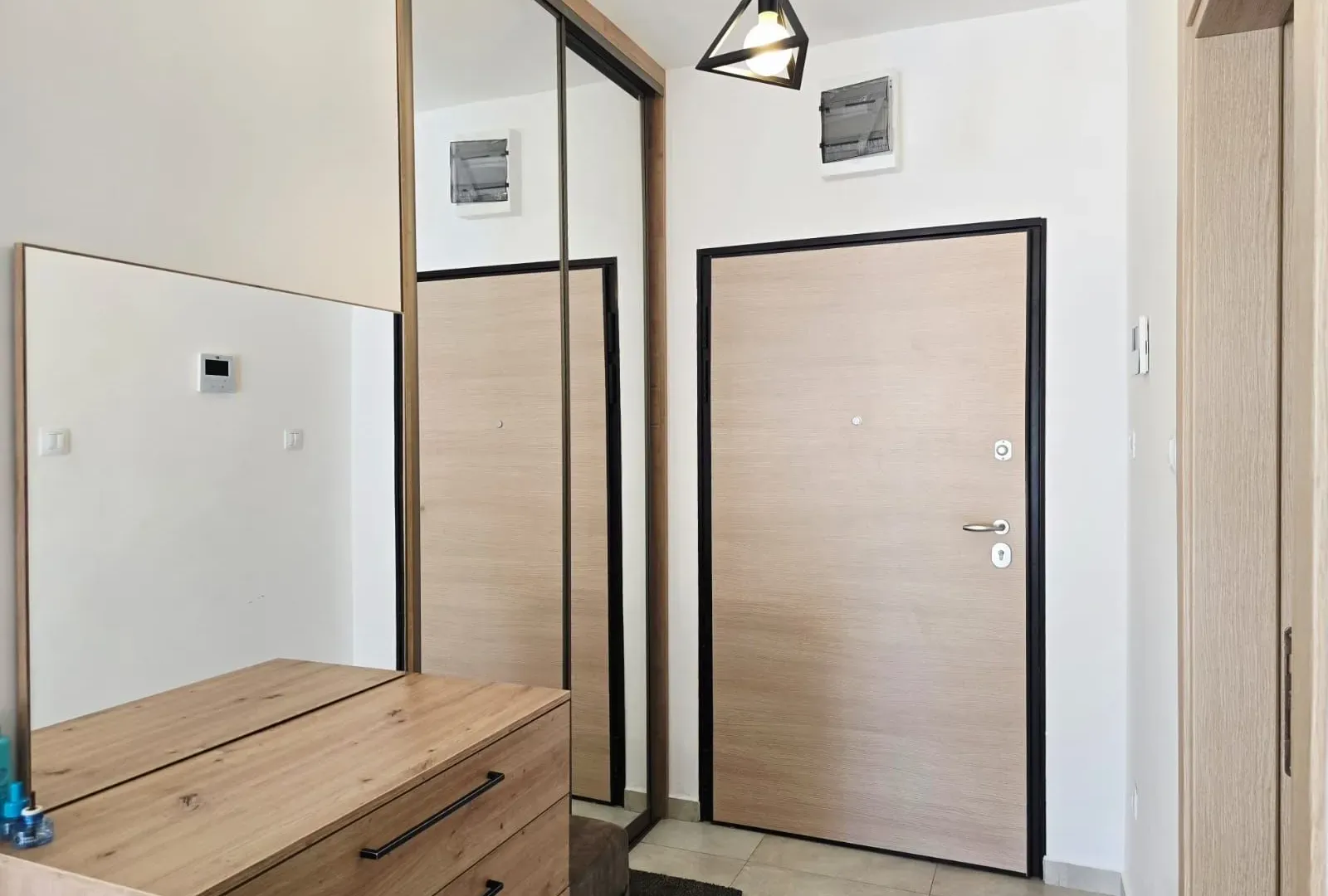 Prodaja, dvosoban stan, 73m², Bečići, Budva