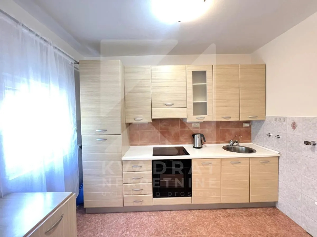 Rent, house, 140m², Zabjelo, Podgorica