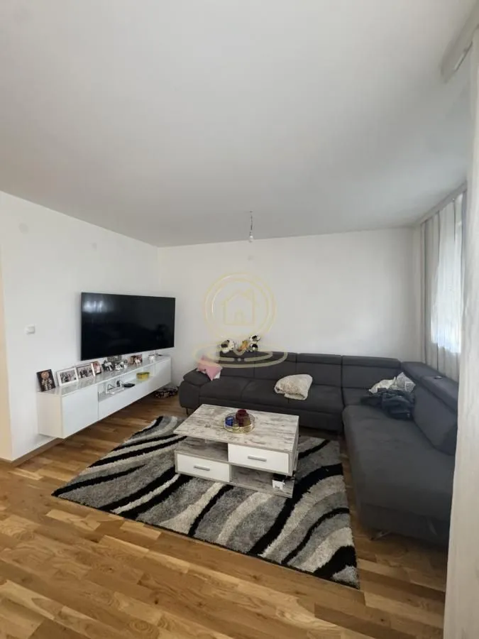 Prodaja, četvorosoban stan, 78m², Adice, Novi Sad Sve Podlokacije