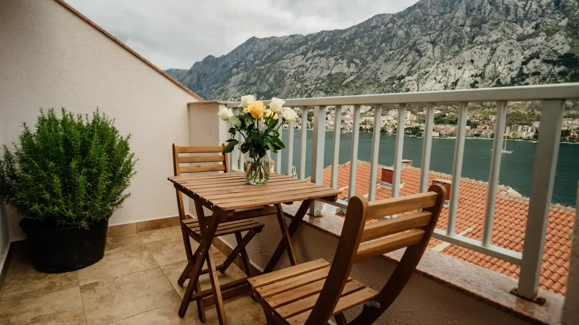 Prodaja, dvosoban stan, 50m², Muo, Kotor