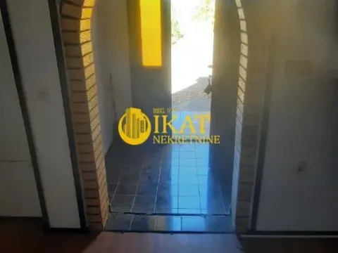 Prodaja, kuća, 36m², Titel, Novi Sad - image 7