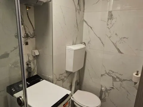 Izdavanje, jednosoban stan, 40m², Pejton, Podgorica - image 8