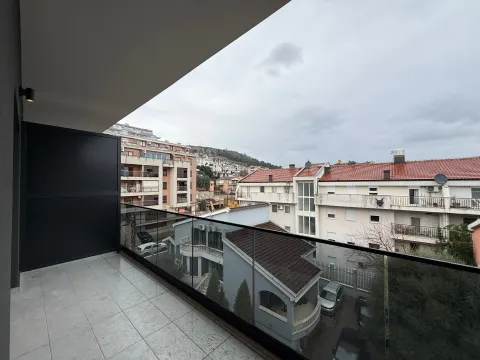 Prodaja, jednosoban stan, 47m², Momišići, Podgorica - image 7