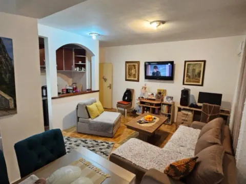 Sale, one bedroom apartment, 55m², Blok 9, Podgorica - image 2