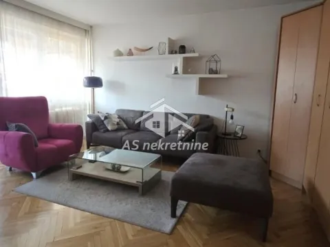Izdavanje, stan, 70m², Novi Beograd Blok 33, Novi Beograd Sve Podlokacije - image 3