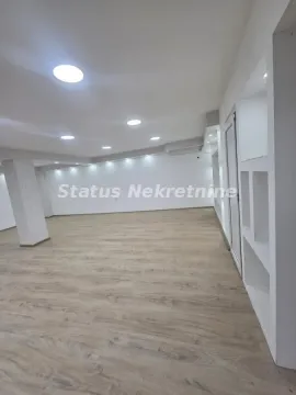 Izdavanje, kuća, 200m², Petrovaradin, Novi Sad - image 13