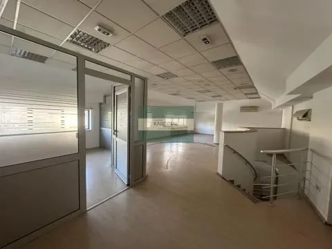 Rent, office space, 200m², Centar, Kragujevac - image 9