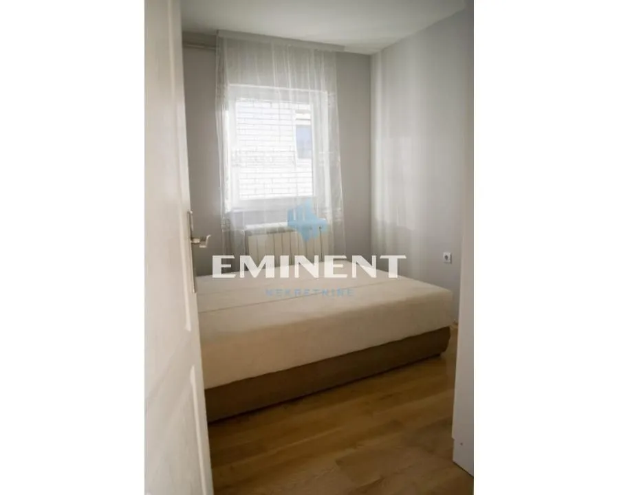 Sale, house, 200m², Ledine, Beograd
