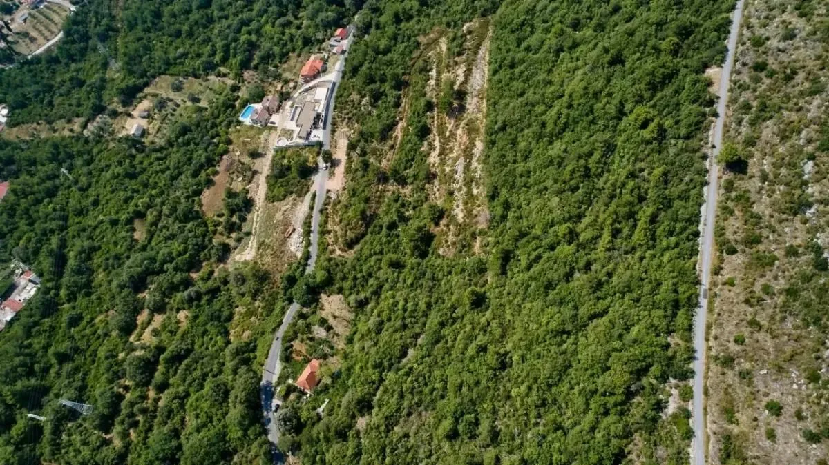 Prodaja, plac, 13300m², Kavač, Kotor