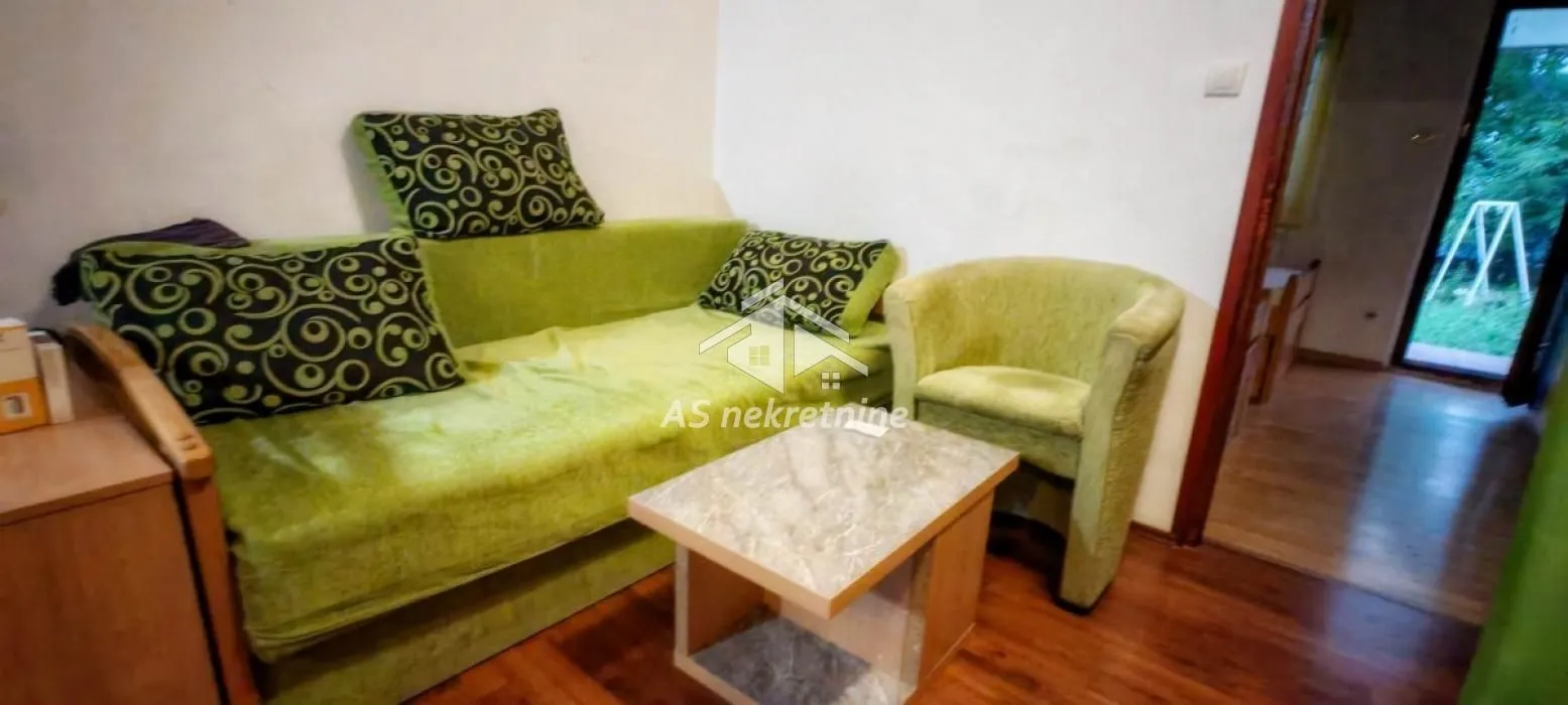 Izdavanje, dvosoban stan, 40m², Čukarica, Beograd