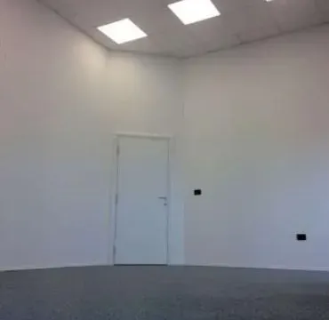 Izdavanje, poslovni prostor, 230m², Altina, Beograd - image 5