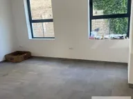 Izdavanje, poslovni prostor, 298m², Centar, Stara Pazova - image 10