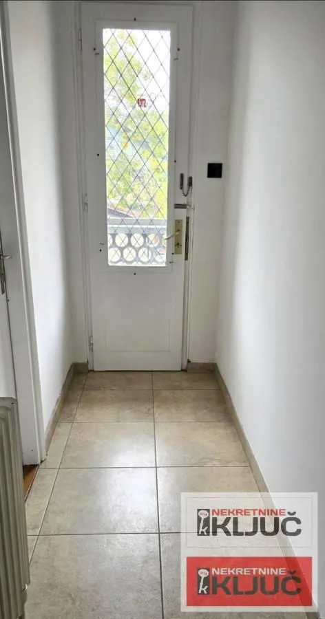 Rent, office space, 300m², Spens, Novi Sad Sve Podlokacije