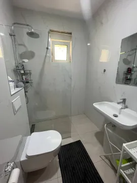 Rent, one bedroom apartment, 45m², Bečići, Budva - image 9