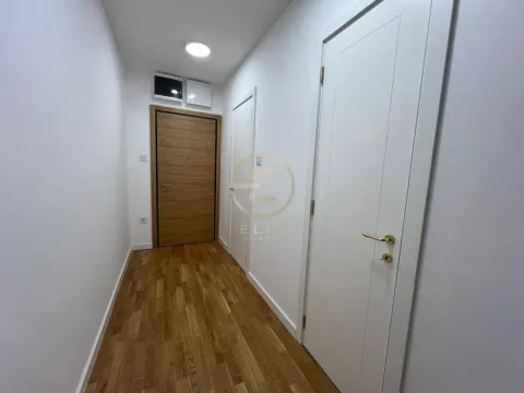 Rent, office space, 92m², Vidovdansko naselje, Novi Sad Sve Podlokacije - image 14